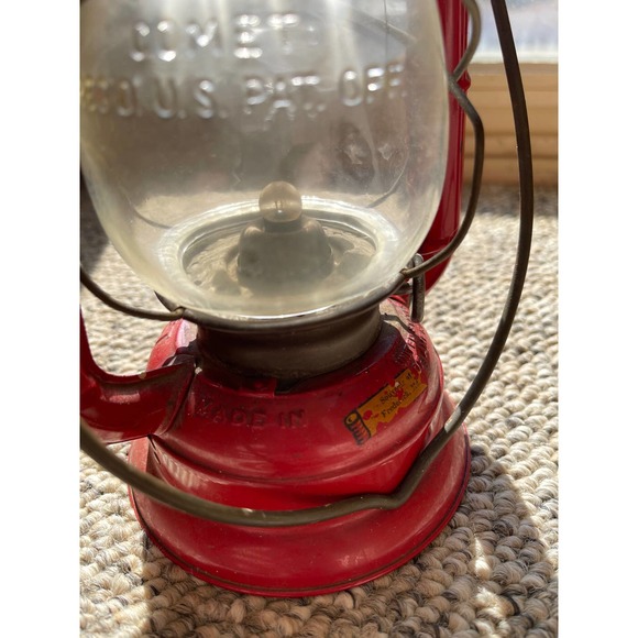 Vintage Dietz‎ Comet H-12 Red Battery-operated Railroad Lantern Untested Patina - Picture 6 of 12